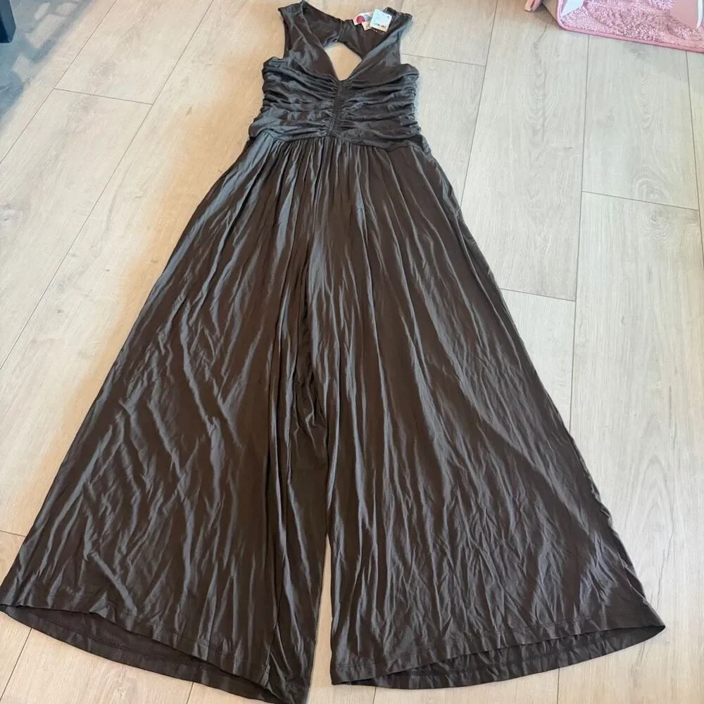 Free people beach brown ruched wide-leg jumpsuit size M - Picture 1 of 12